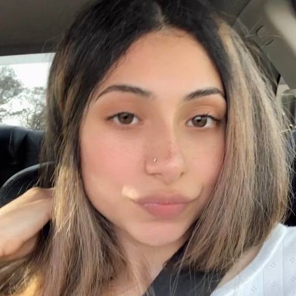 Meet your Posher, Lorna - Picture 1 of 1